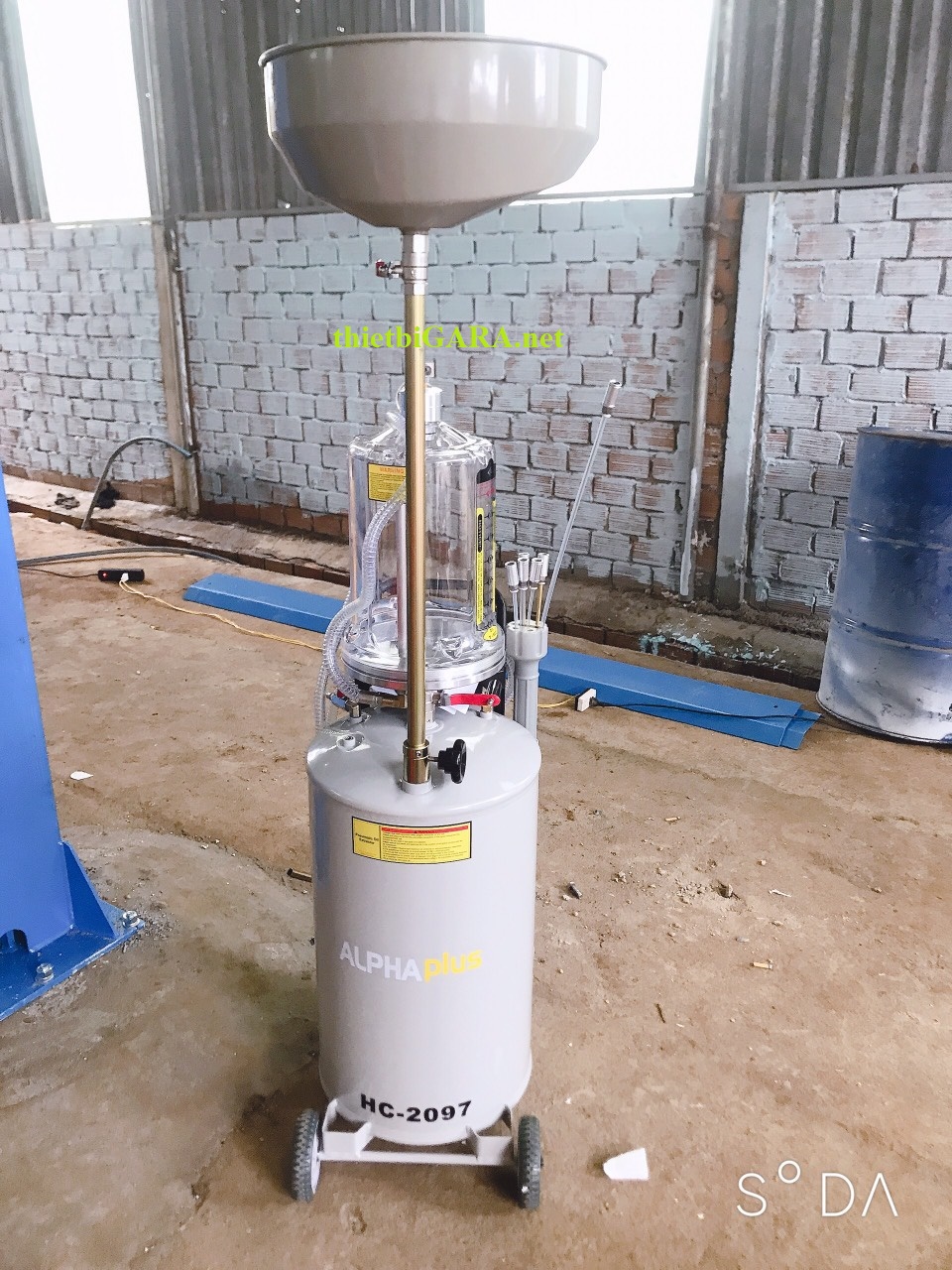 Máy hứng hút dầu thải HC-2097