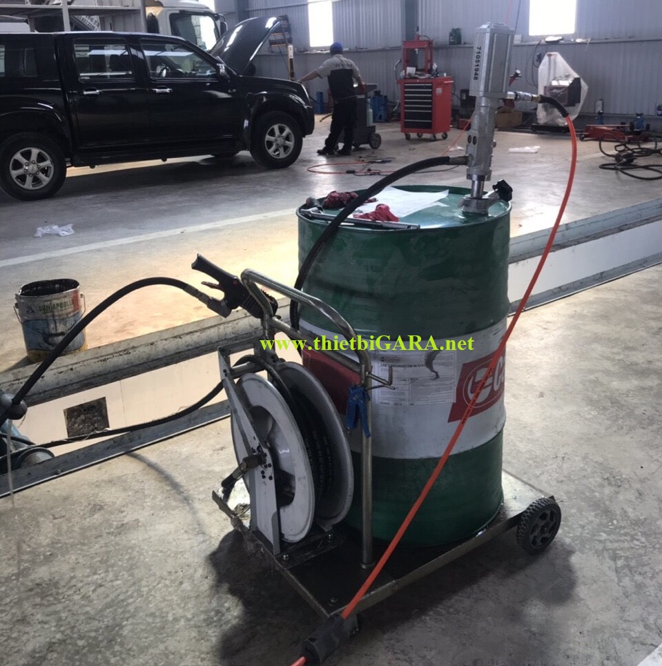 Trụ bơm nhớt phuy bằng khí nén