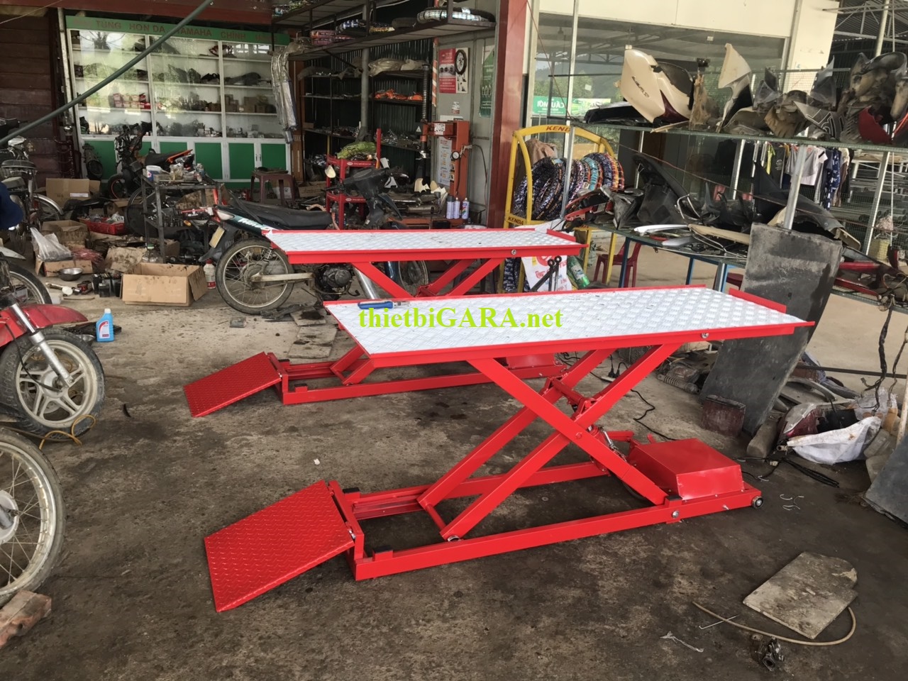 bàn nâng xe máy đà nẵng