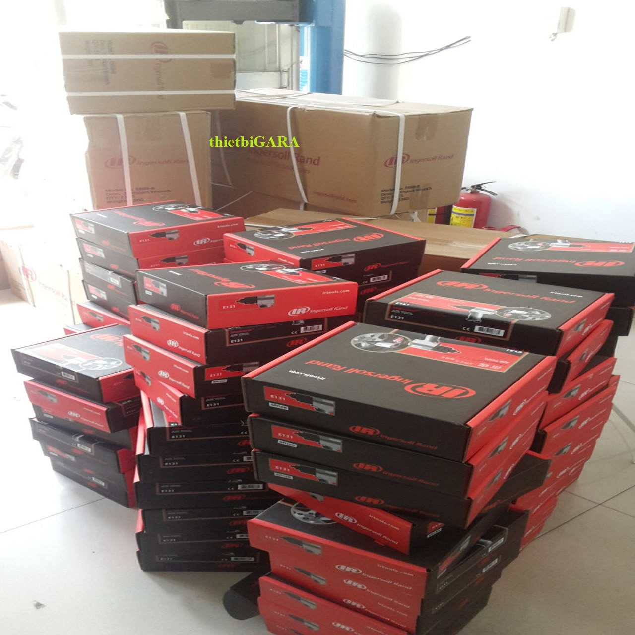 Súng xiết bulong E131 IR