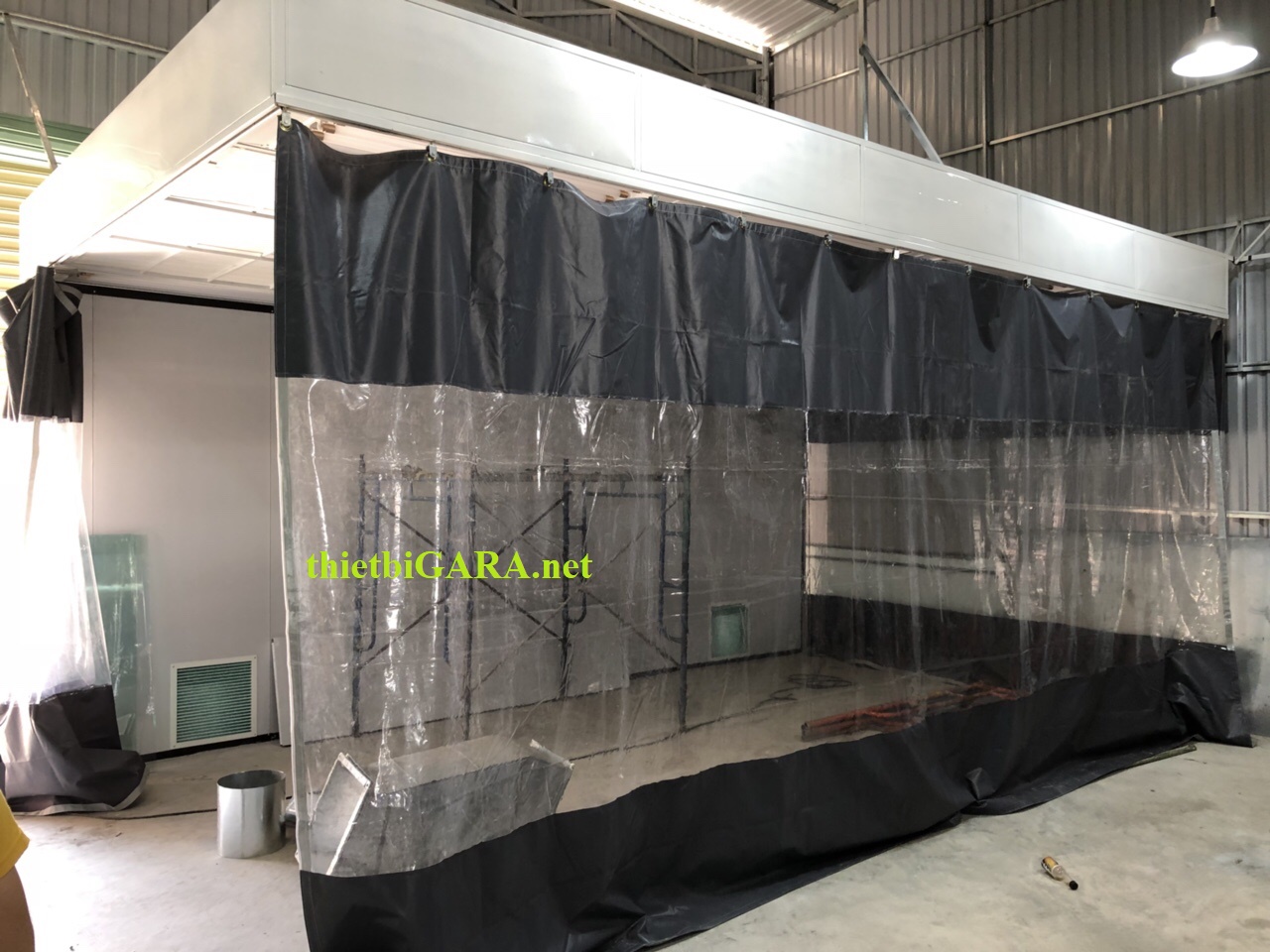 Phòng sơn nhanh kéo rèm Liberty TT-200B