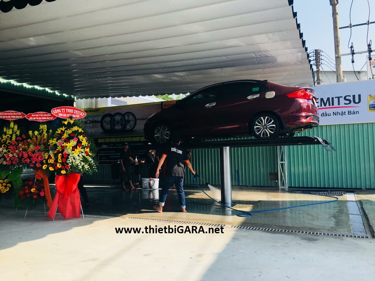 Cầu nâng ấn độ rửa xe