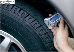 thước đo gai lốp áp suất lốp kingtony