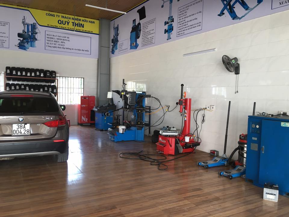 Máy ra vào lốp M928 Royal Hpa, Lc870 Liberty