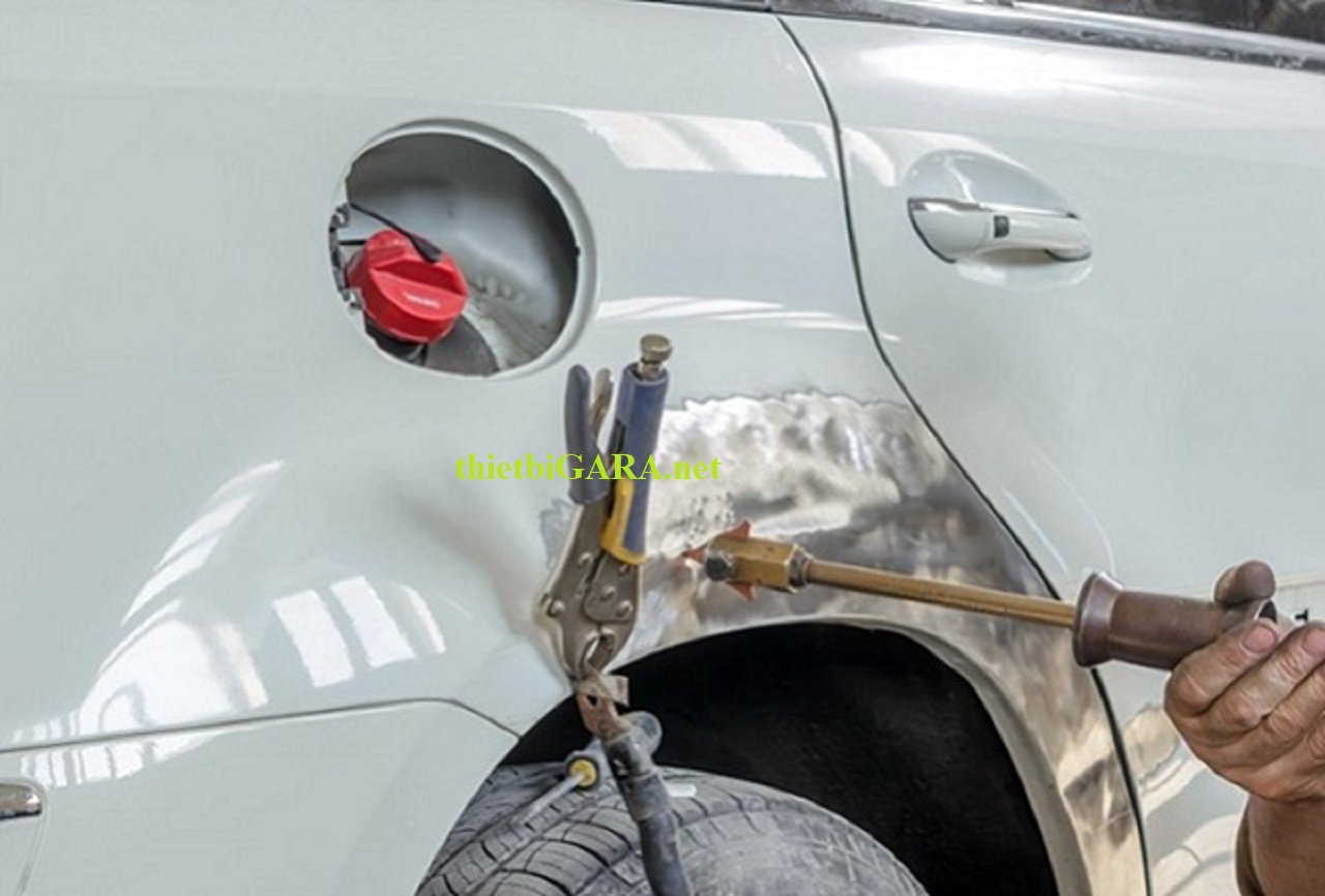 Đầu đồng tam giác rút tôn ô tô