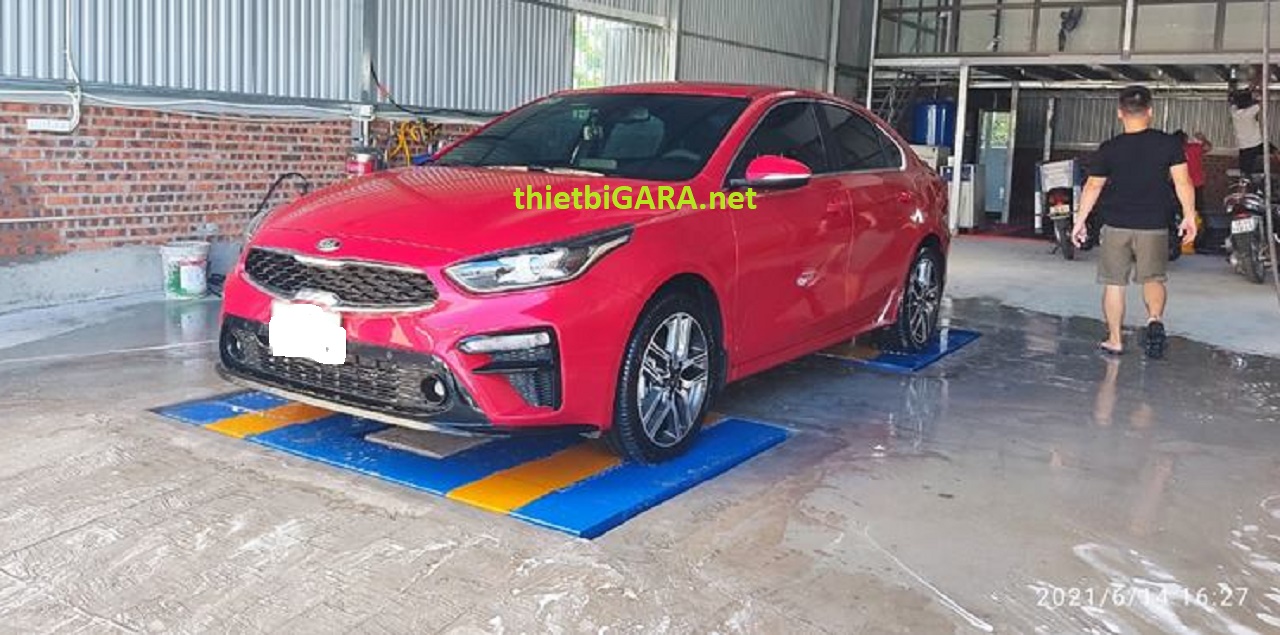 giàn đồ nghề rửa xe du lịch