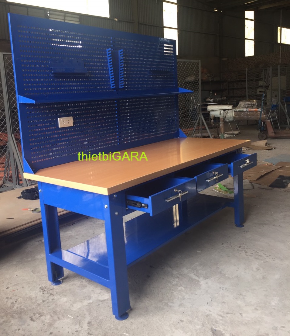 Bàn nguội cơ khí có giá treo