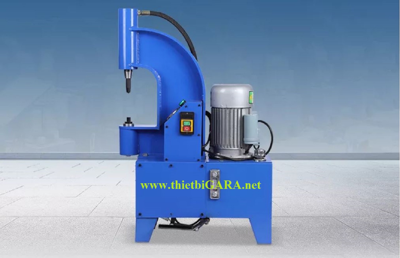 Máy tán đinh ri vê bố thắng