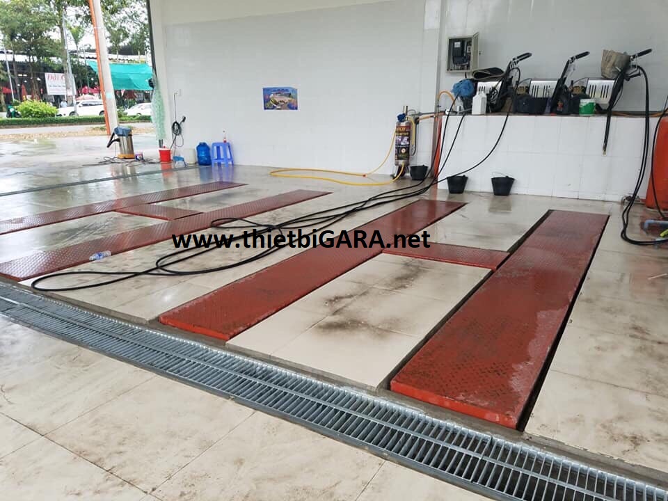 Cầu nâng 1 trụ -Thiết bị chăm sóc xe dành cho trung tâm chuyên nghiệp