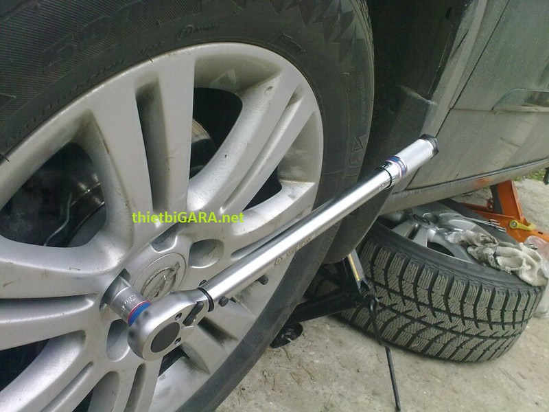 Thiết bị cân xiết lực