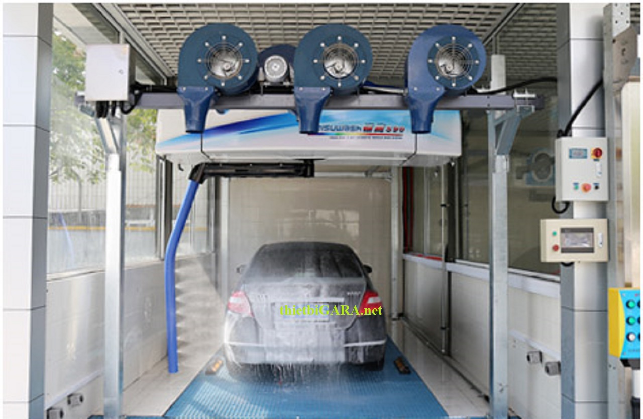 giá hệ thống rửa xe ô tô tự động