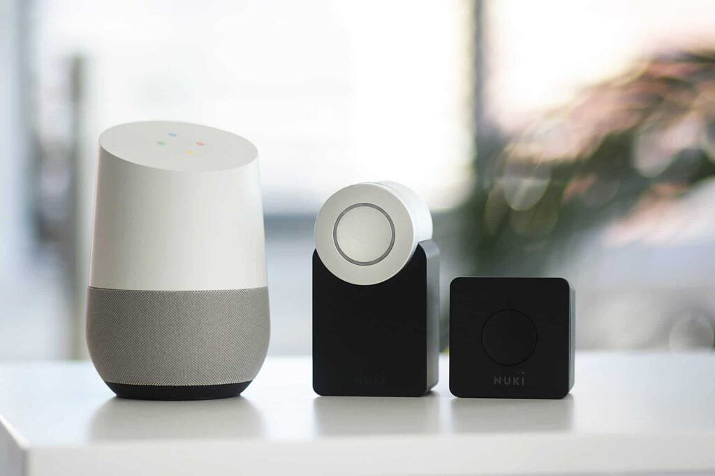 13 reasons not to d.I.Y. Your smart home sebastian scholz nuki fh3dtg6qx4q unsplash