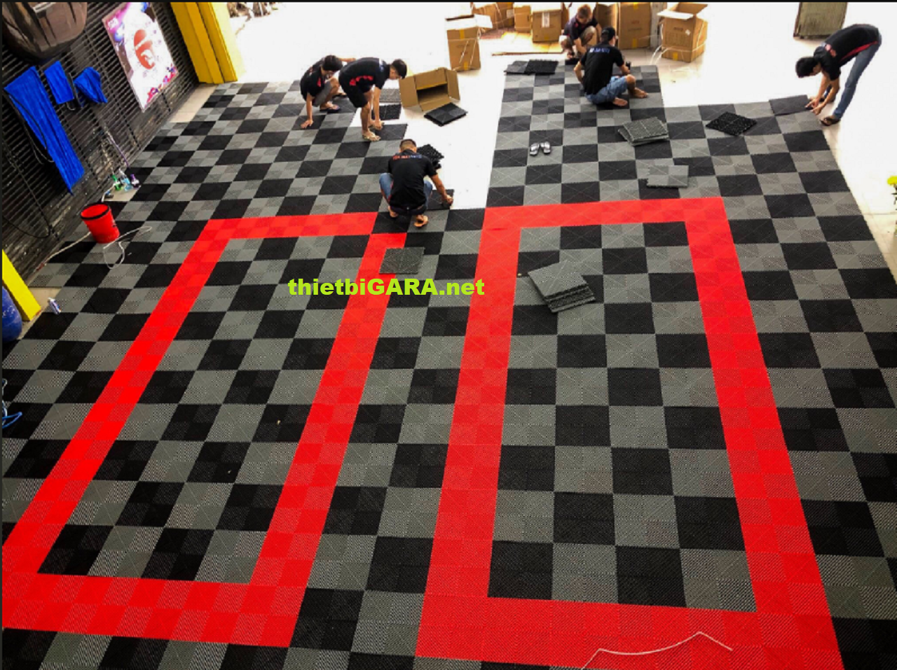 Tấm nhựa lót sàn rửa xe