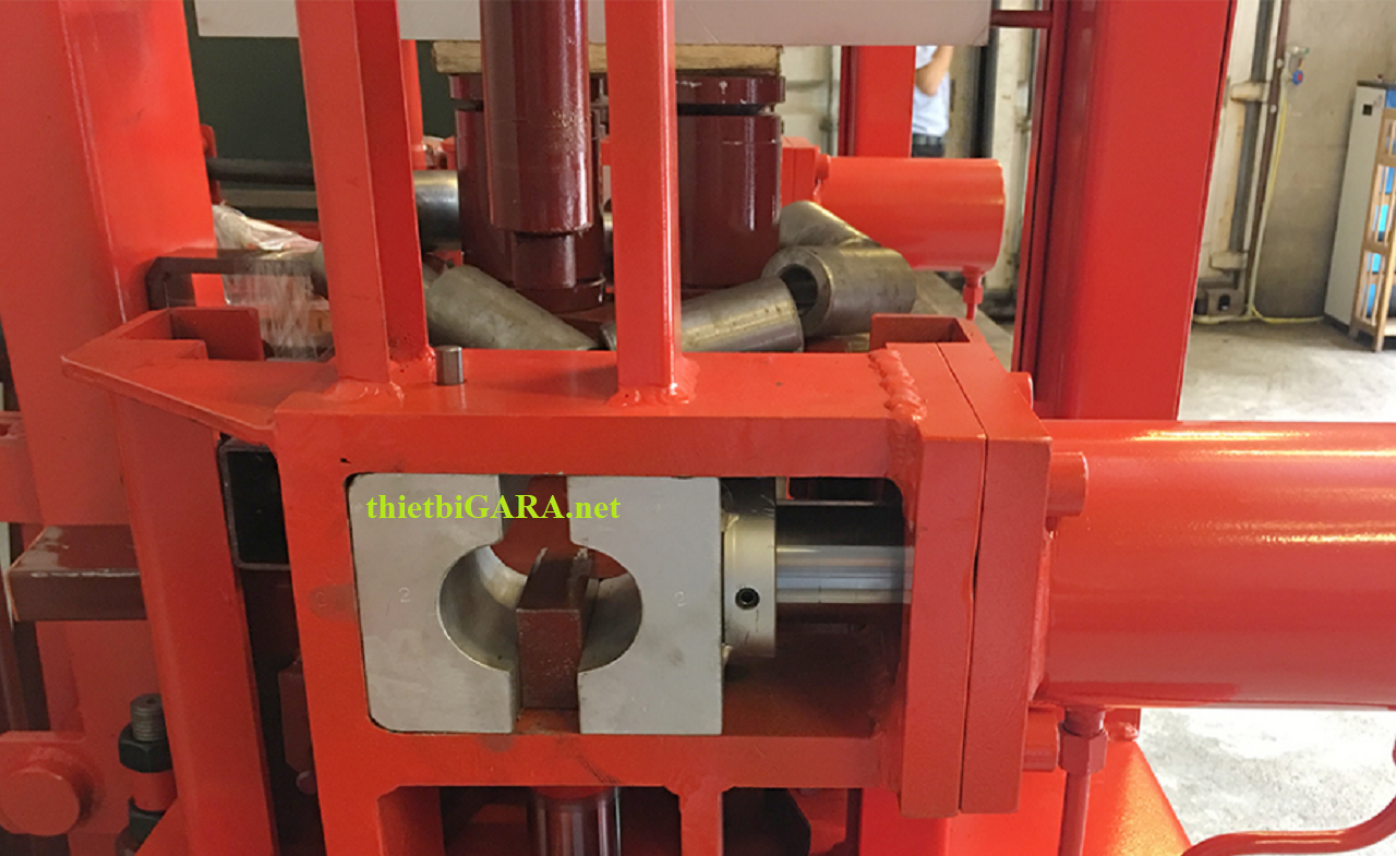 Máy nắn khung càng xe máy AT618