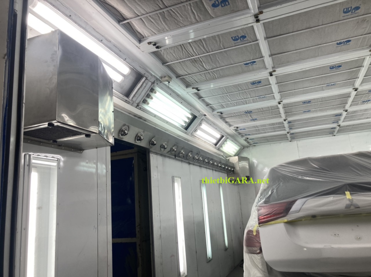 phòng sấy sơn góc nước