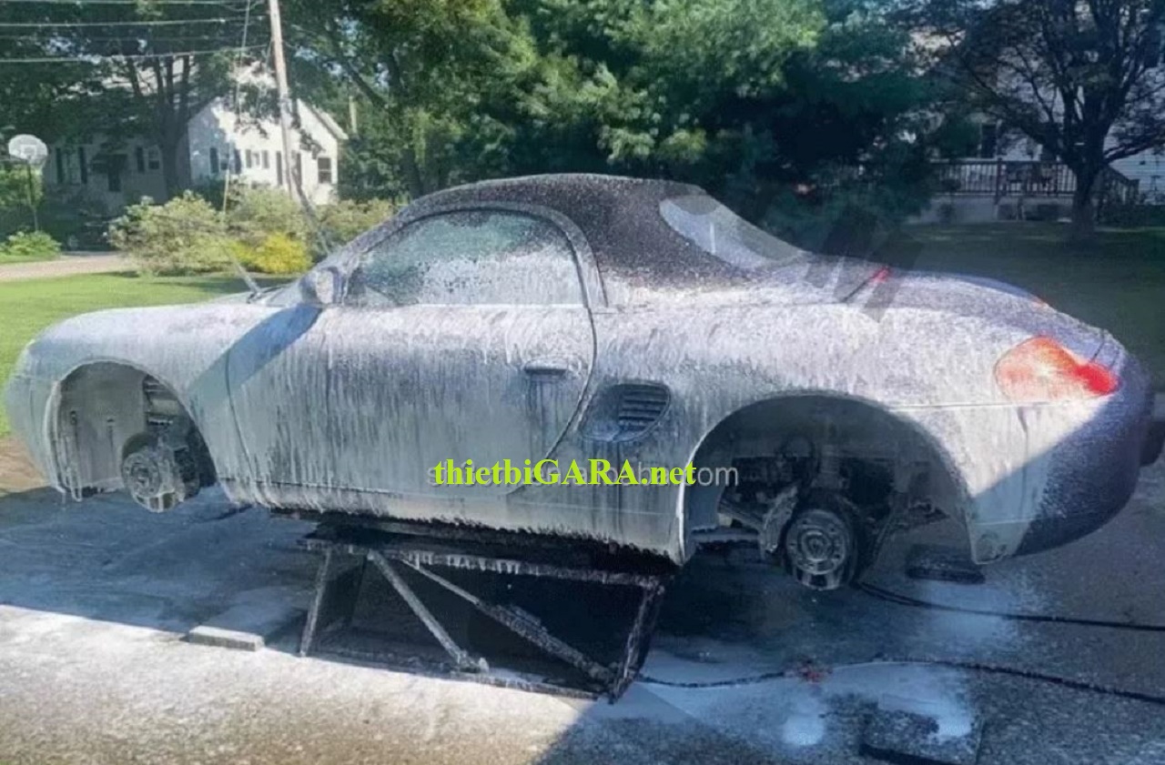 Kích nâng lưu động rửa xe