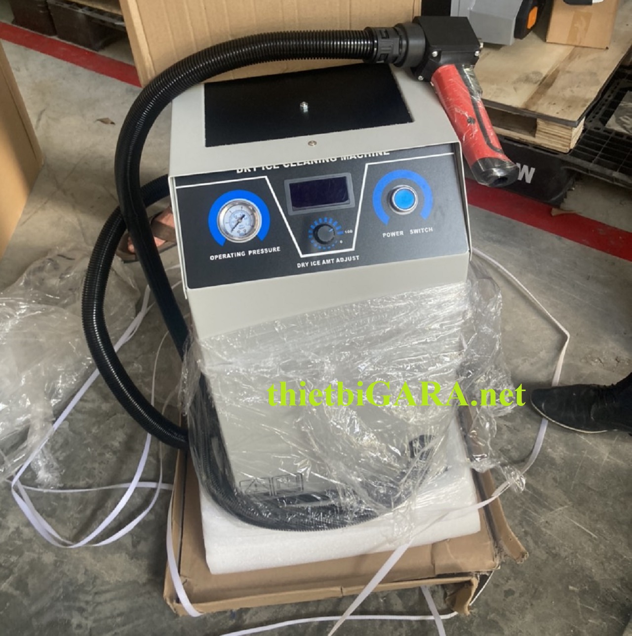 Máy bắn đá khô CO2 W8000