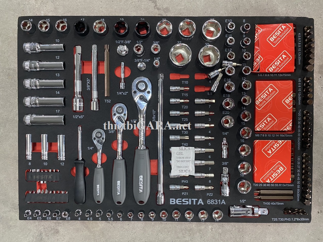 Tủ đồ nghề Besita 6831 220 chi tiết